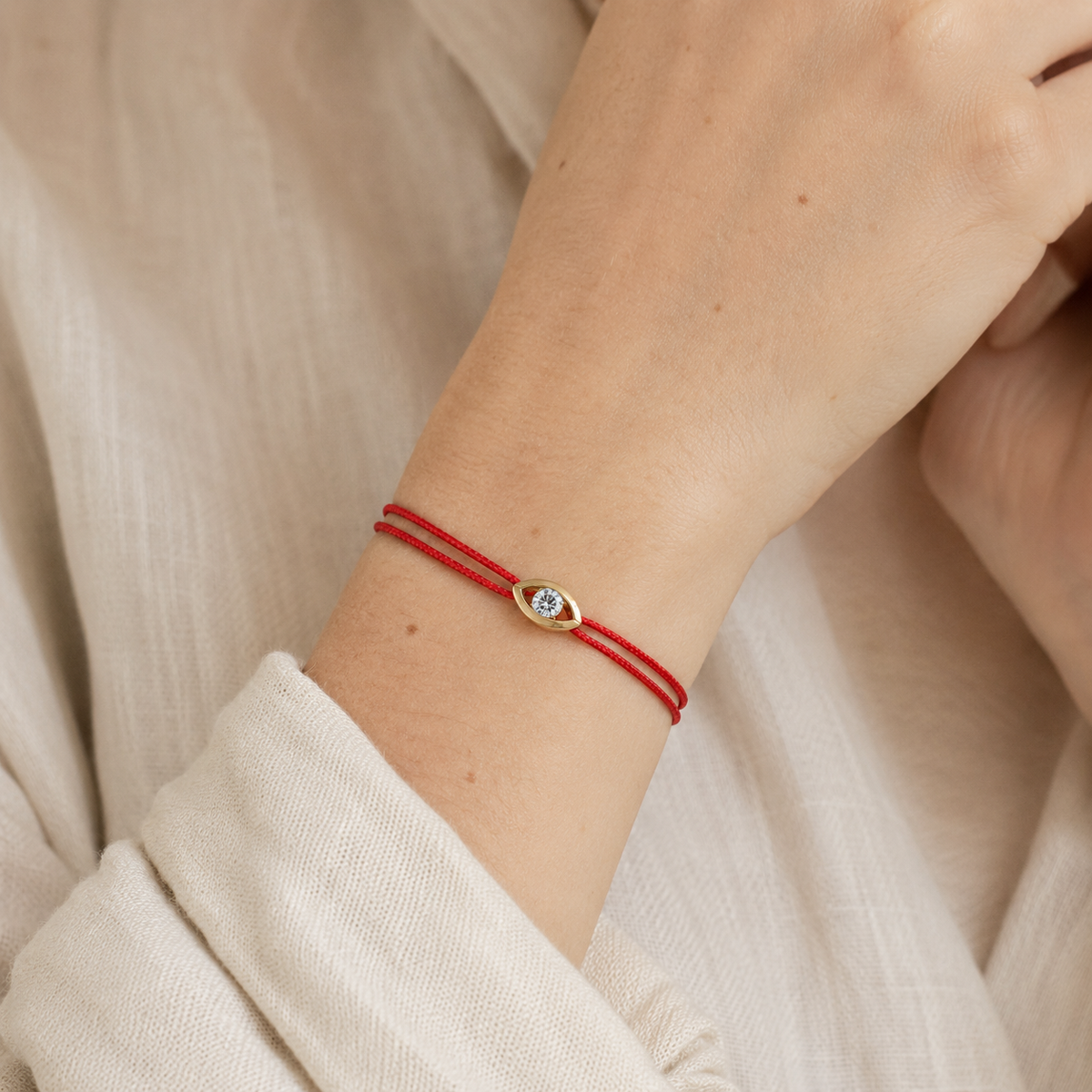 Bracelet cordon Aigue-Marine & or jaune 375/1000 – Passion Diamant Platine