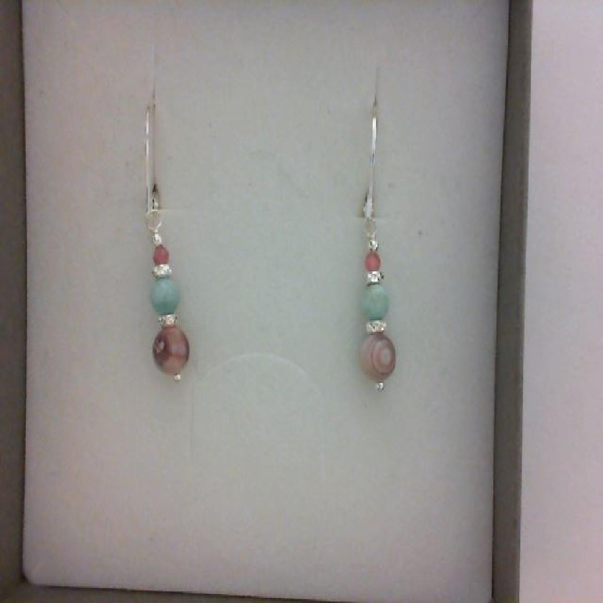 Boucles d'oreilles pendantes en argent alternance d'agate du Botswana et de Larimar