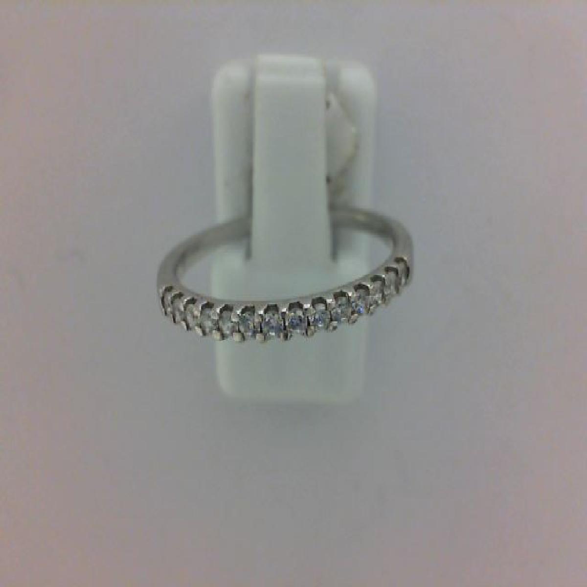 Alliances Autres Diamant Rond Sertie Griffes Sommet Brillant Longueur 3,5 Mm – Or 18 Carats