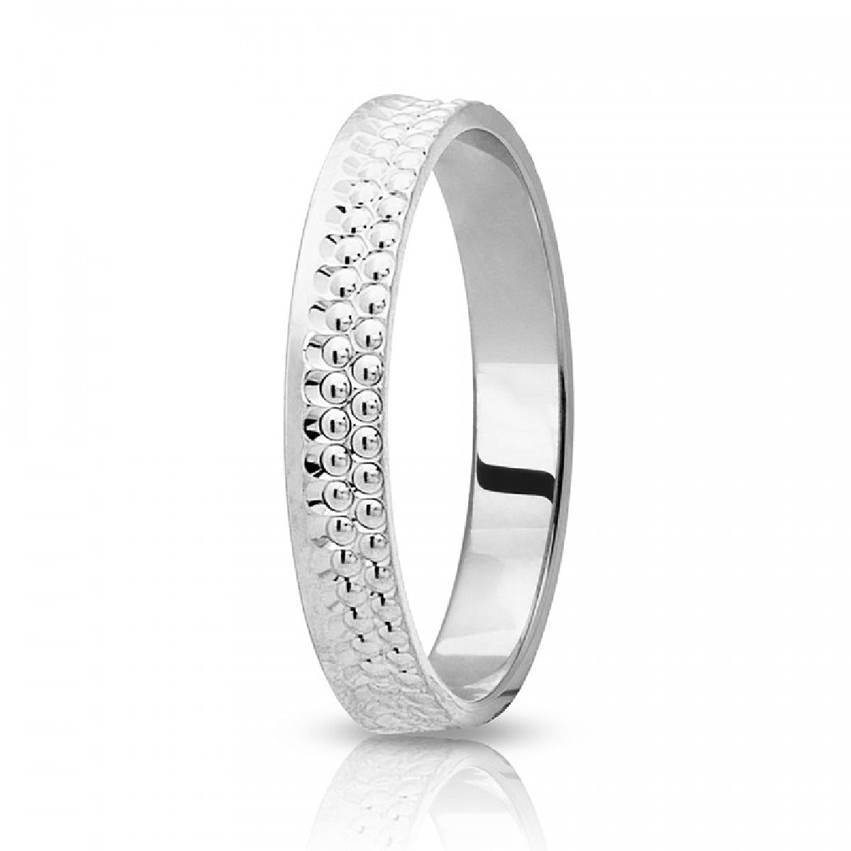 Bague Pansy, anneau floral gravable et réglable, profil élégant et design intemporel – Or 18 carats