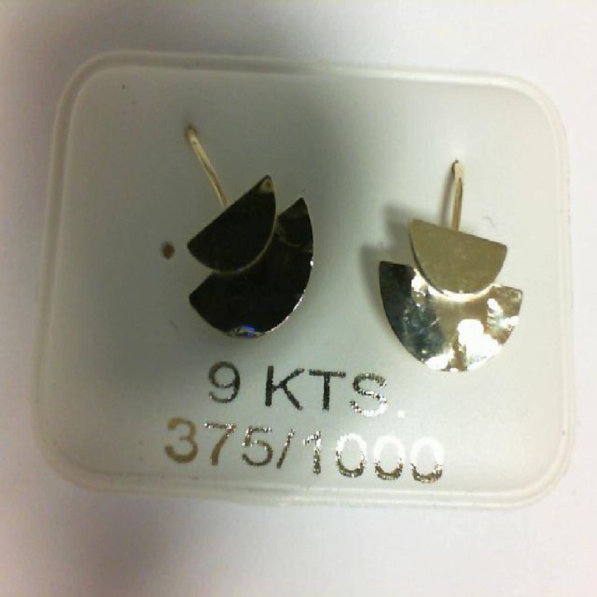 Boucles D'Oreilles Pendantes En Forme De Goutte Pavées De Petites Pierres AU375 – Or Jaune 9 Carats