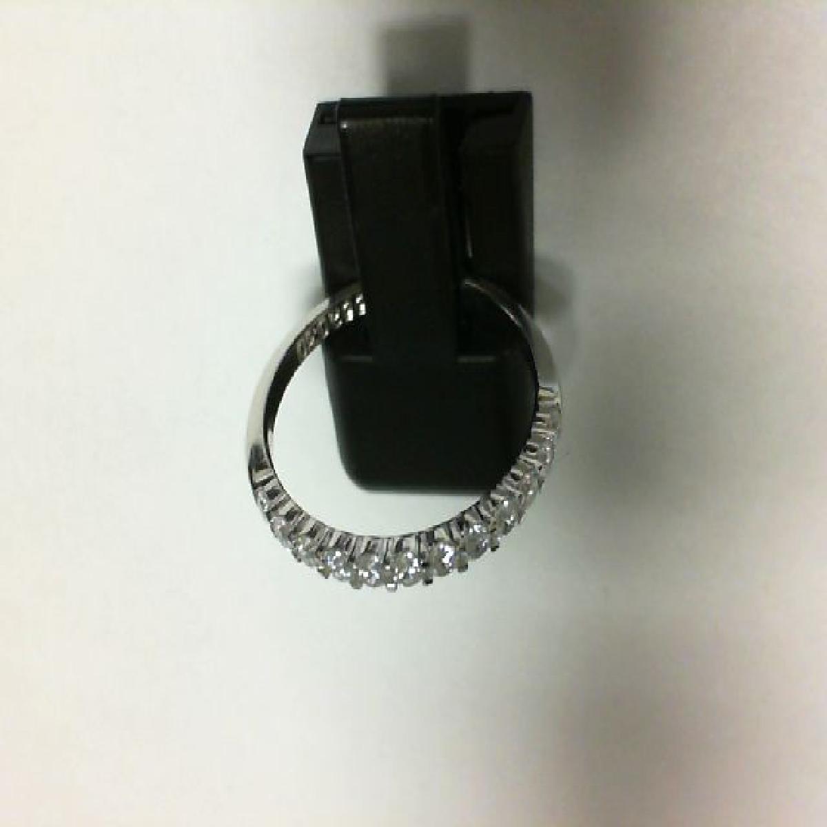 Bague Solitaire Diamant Taille Brillant Rond Certifié GIA Couleur D Clarté VVS Naturel - Platine