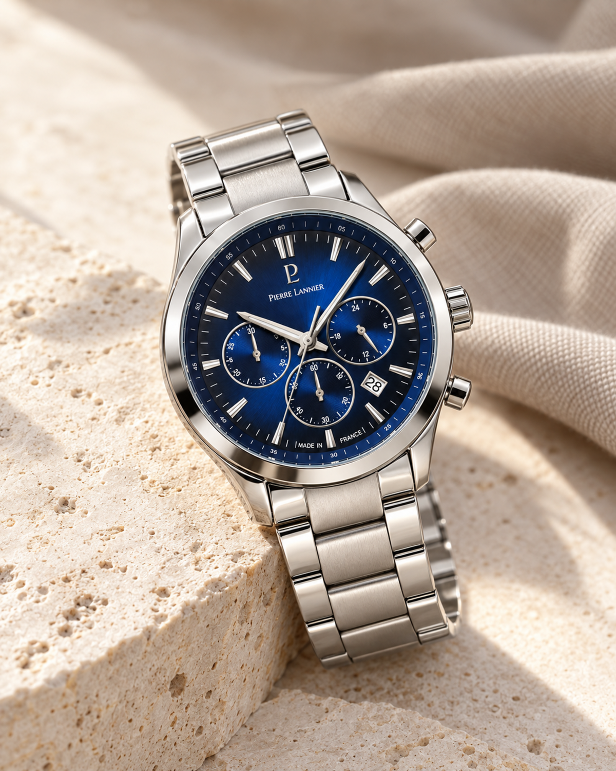 Montre homme Pierre Lannier Boulevard 221G161 en ambiance