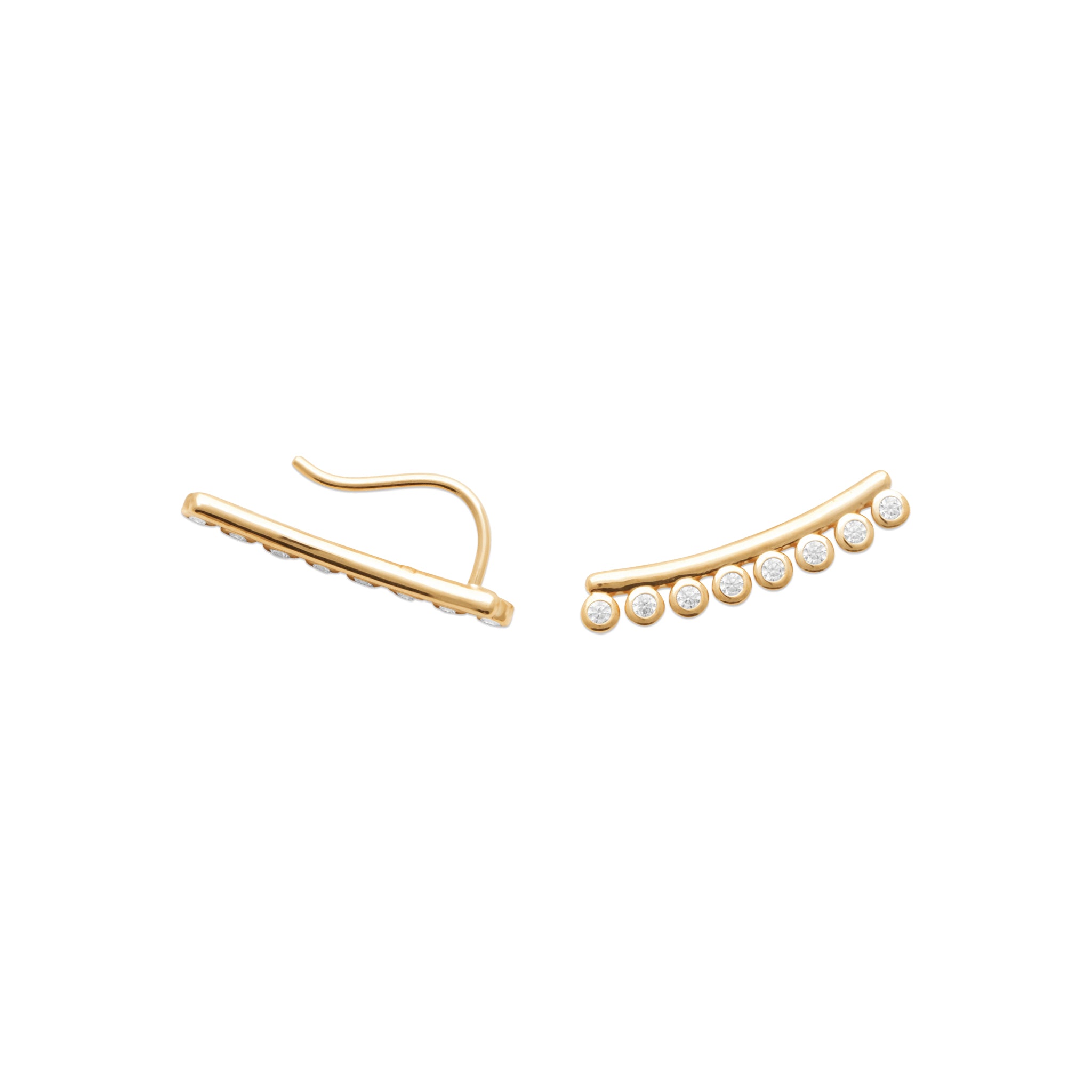 Boucles D Oreilles Plaqué Or Remontantes Avec Oxydes Clos