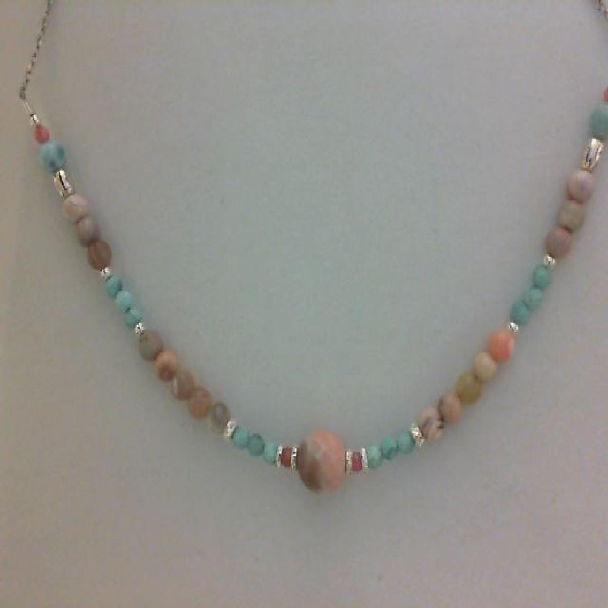 Collier en argent avec agate du Botswana et Larimar