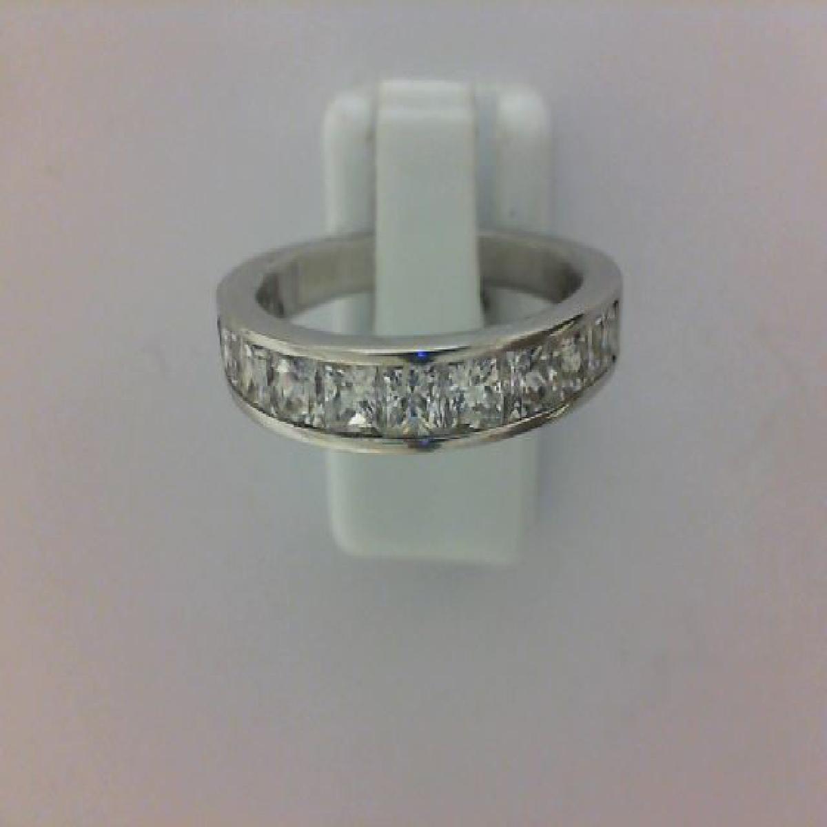 Alliances Demi-Tour Pierres Serties – Or Jaune 18 Carats – Diamants Taille Brillant