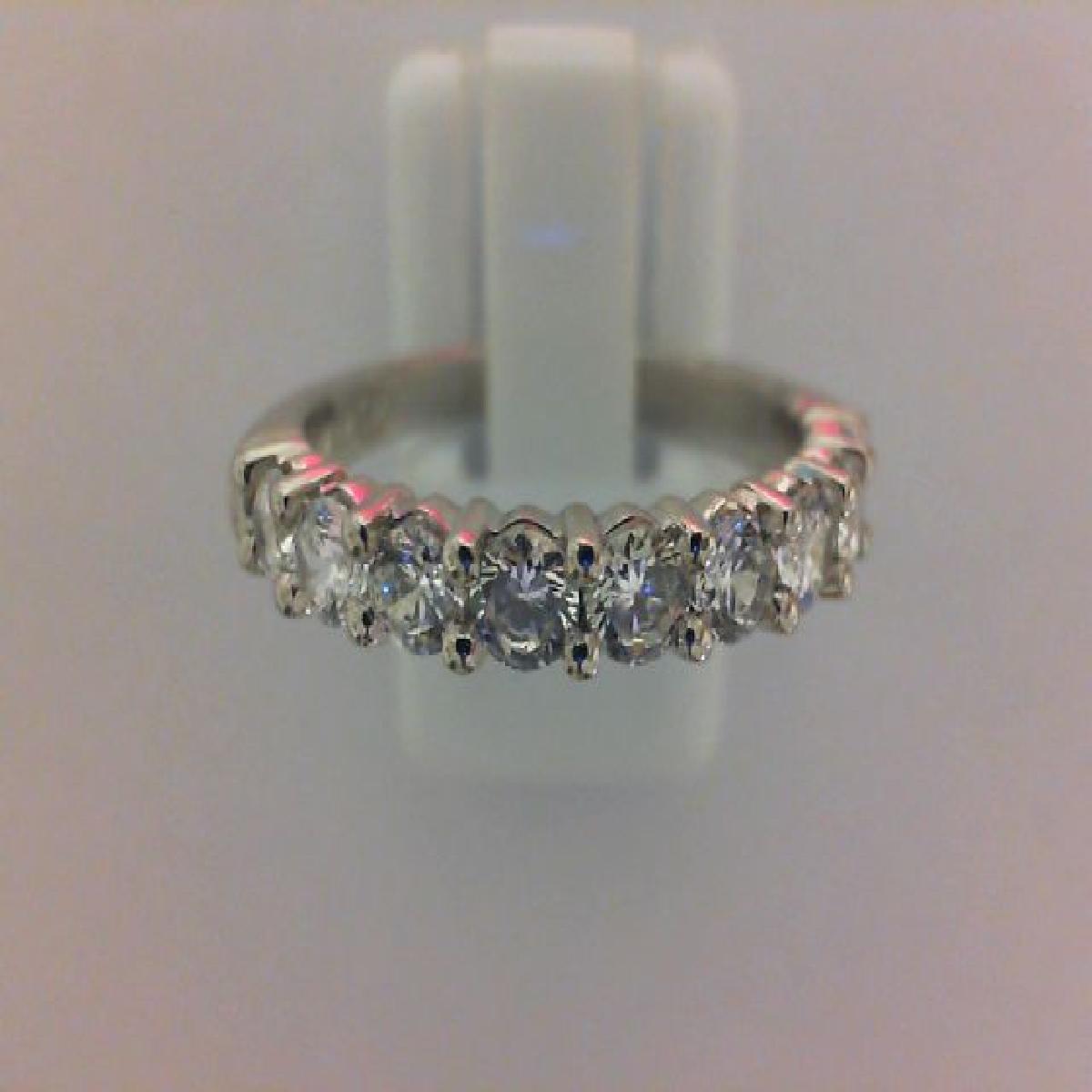 Alliances Demi-Tour Pierres Diamants Taille Brillant Sertis Griffes – Or 18 Carats