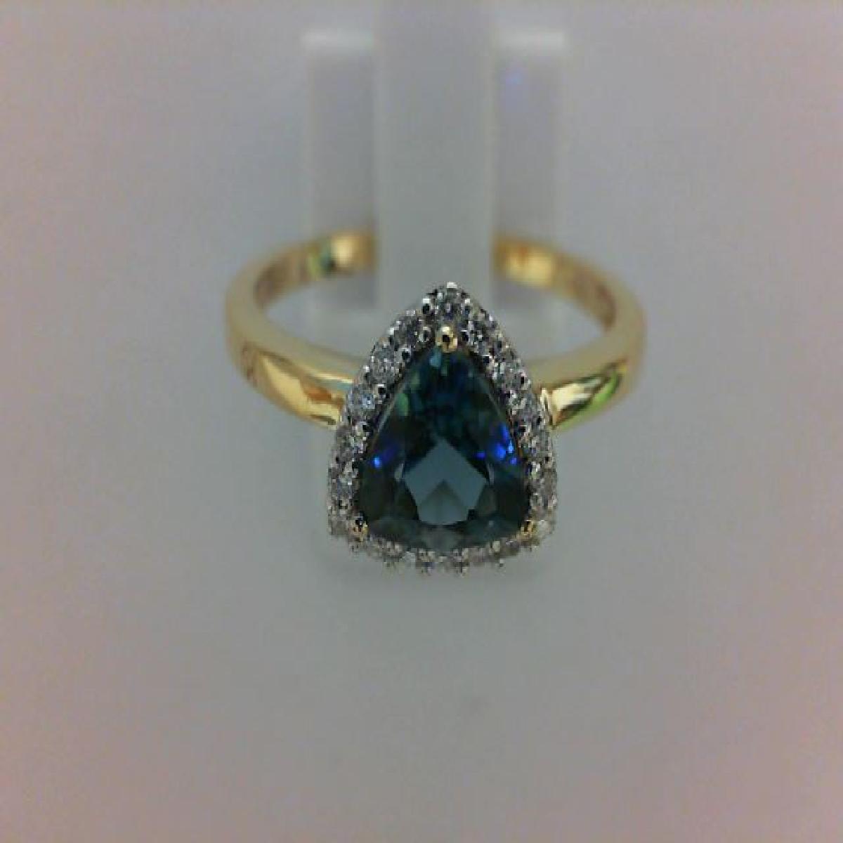 Solitaire Topaze Bleue Ovale en Pierre de Couleur Naturelle Transparente – Or 18 carats