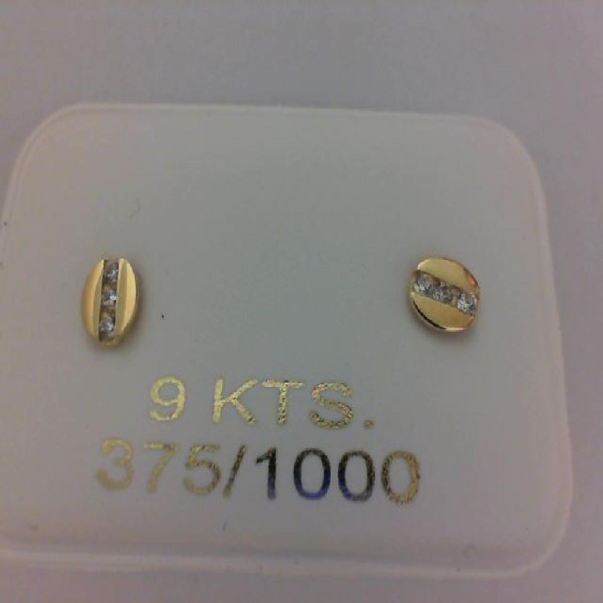 Boutons d'Oreille Pierres Blanches Facettées Calibrées Naturelles AU375 – Zirconium