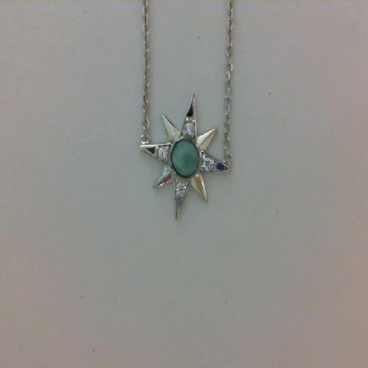 Collier Simple Couleur Plus Modèle Classique Édition Pour Femme Argent 925 Version Affinée