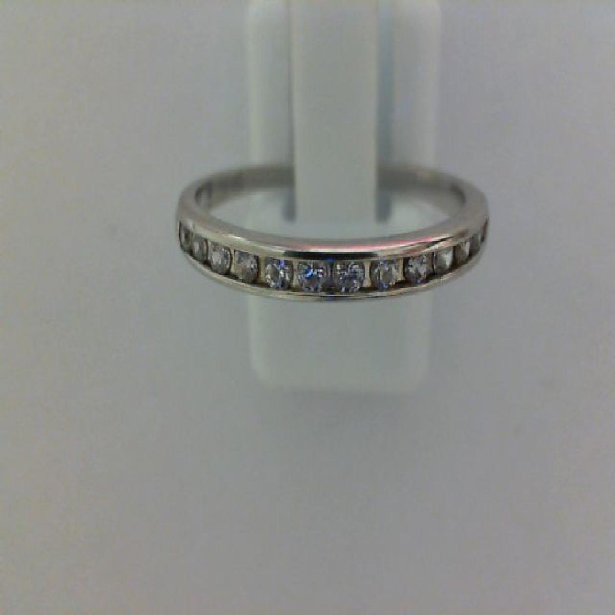 Alliances Demi-Tour – Pierres Serties Micro-Pavé Diamants Blancs – Or Jaune 18 Carats
