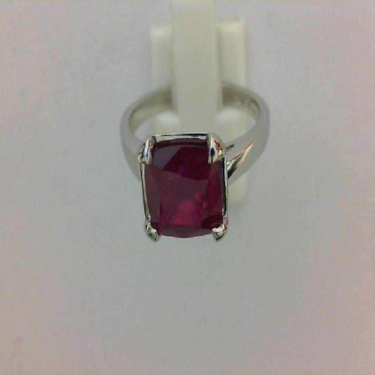 Solitaire Pierre de Couleur Rubis Sertie Taille Brillant Avec Halo Pavé – Or 18 Carats