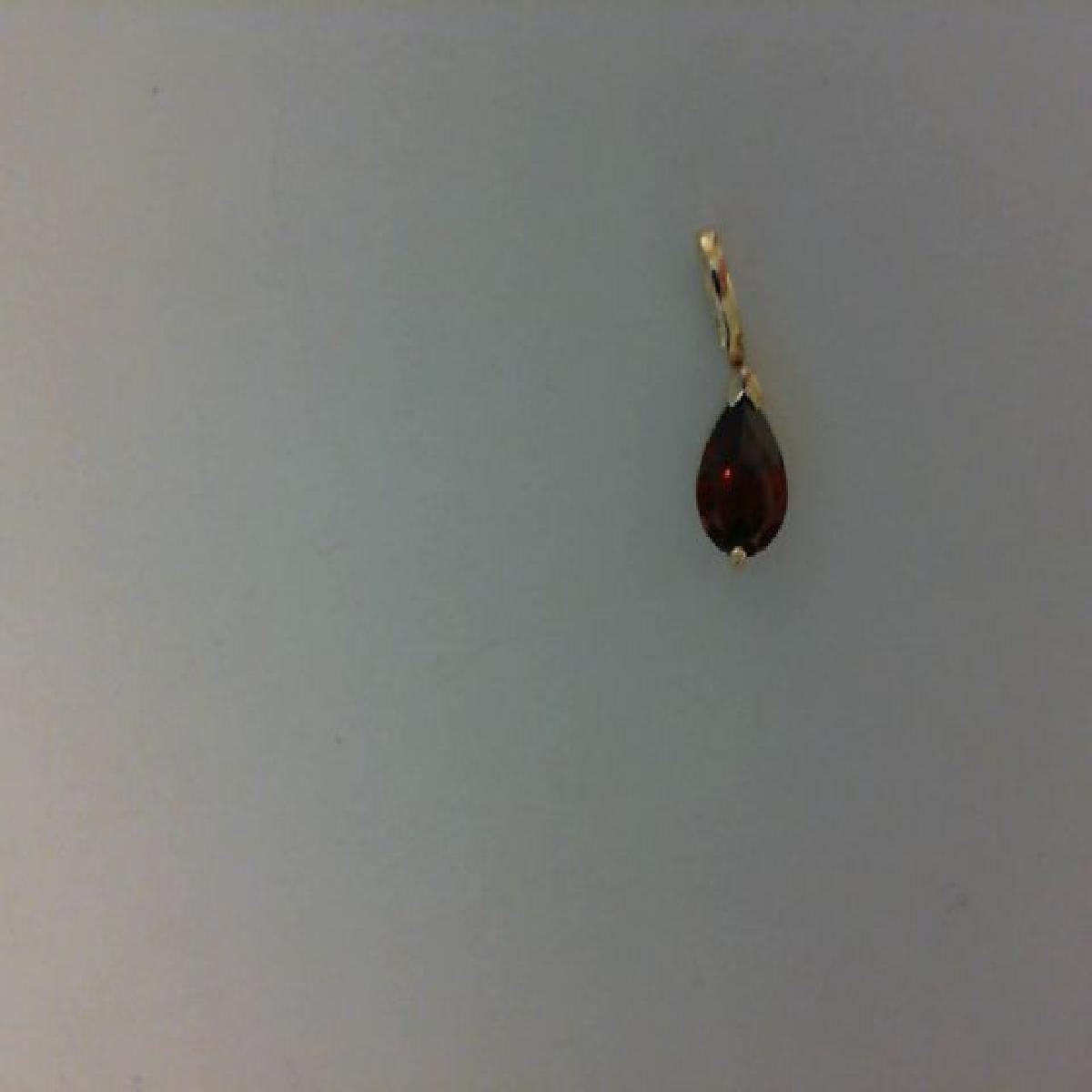 Pendentifs P.COULEUR Solitaire Grenat Facette Large Avec Sertissage Griffes – Or Jaune 18 Carats