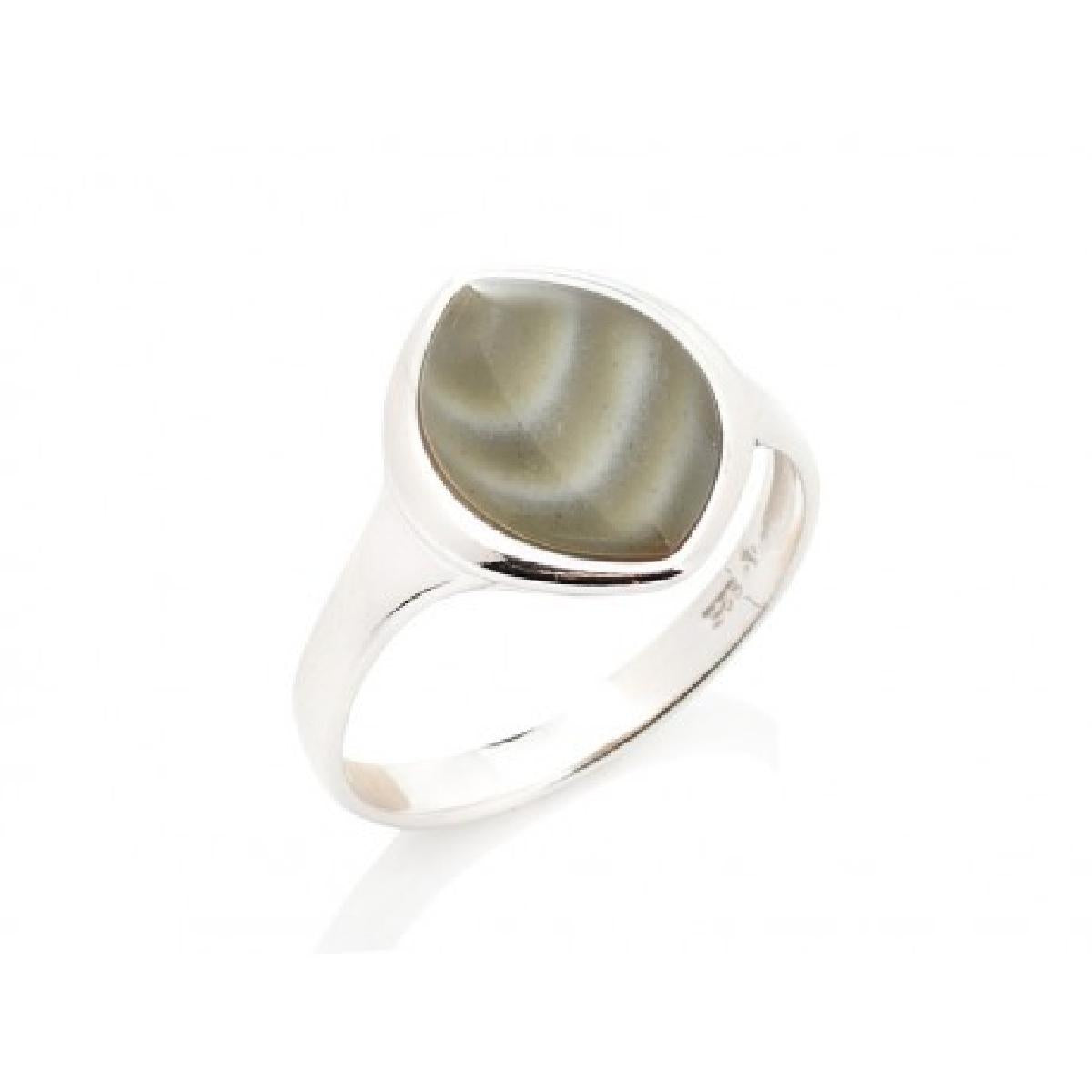 Bague AG925 – Argent Rhodié – Sertie D'Un Silex Rayé De 1,4 Cm X 1,0 Cm Sur Anneau Lisse