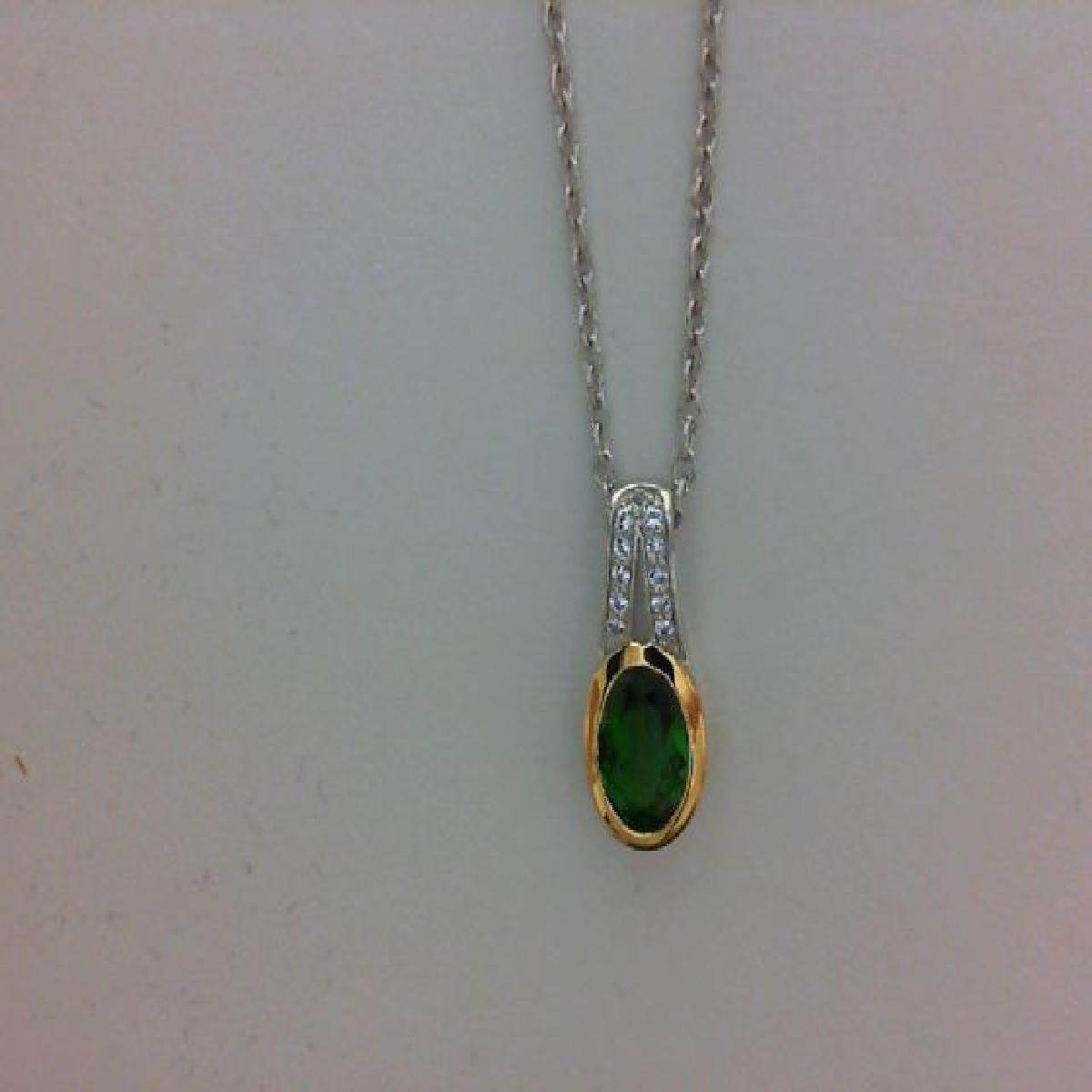 Bague Topaze Cabochon Taille Ovale Sertie par Griffes Fines et Profilées et Entourage Floral – Vermeil