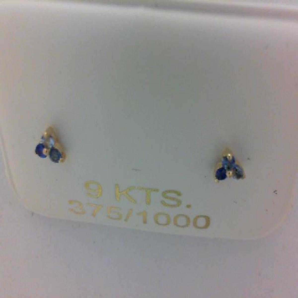 Boutons D'Oreilles À Pierres De Couleur À Facettes Multiples De Forme Ronde AU375 – Topaze Bleue